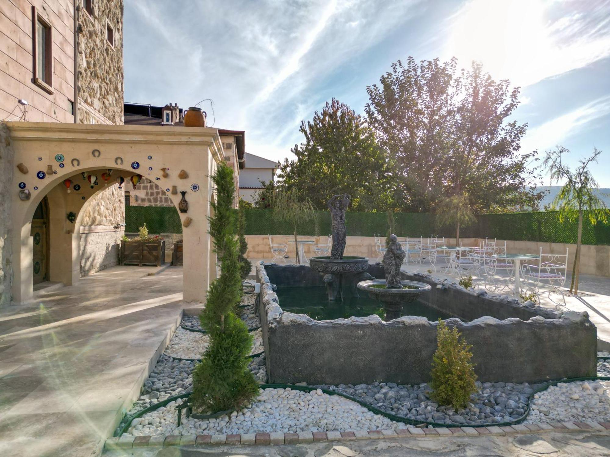 Moonlight Of Cappadocia Hotell Üçhisar Exteriör bild